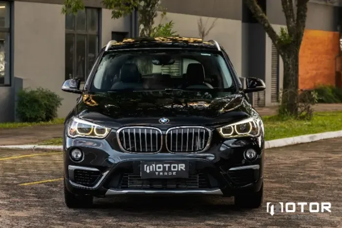 BMW X1 Sdrive 20I X-line 2.0 TB Active Flex 2017