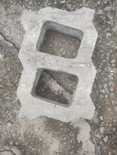 Bloquetes de concreto $ 5