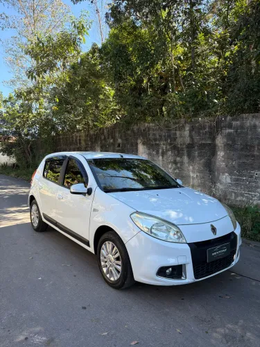 Renault Sandero Privilège Hi-flex 1.6 8V 5P 2013