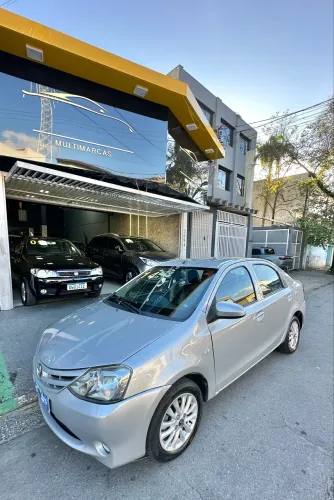 Toyota Etios XLS Sedan 1.5 Flex 16V 4P Mec. 2014