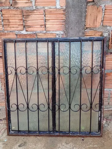 Janela de ferro