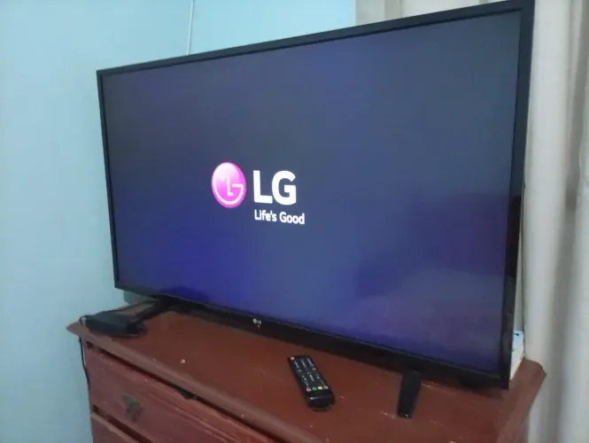 TV LG 42" Full HD