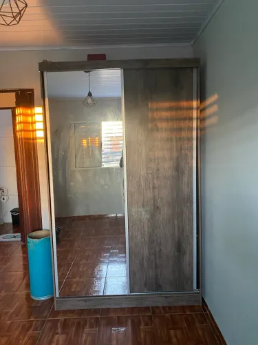 Vendo guarda-roupa seminovo em ótimo estado