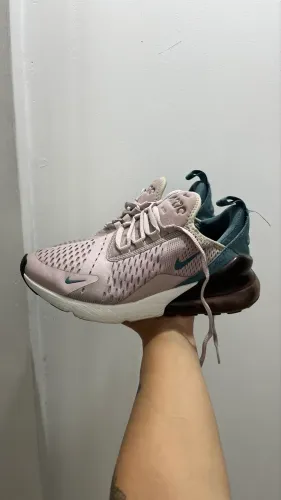 Tênis Nike Air Max 270 Tam 35 feminino