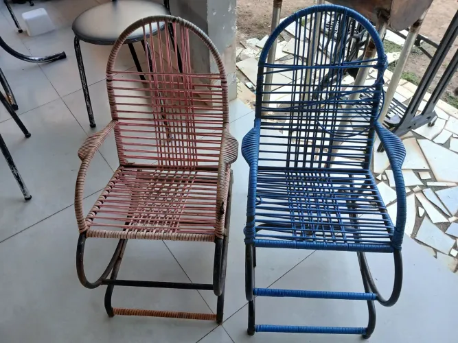Cadeiras de balanço com molas