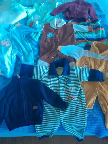 Lote de Roupas Recém Nascido até Alguns Meses