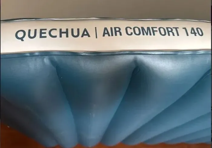 Colchão inflável Quéchua casal