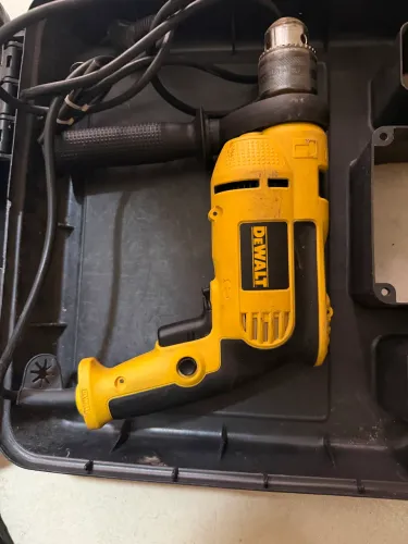 Furadeira dewalt