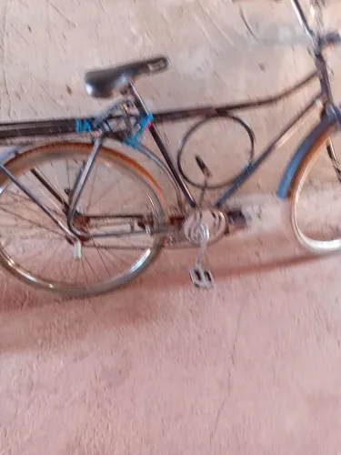 Vende bicicleta monark