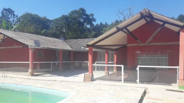 Chácara 2 Alqueires, Casa Sede com Área de Churrasqueira e Piscina, Ótima Localização, Doc