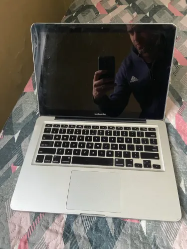MacBook Pro 13? A1278 2011 - SSD 500GB + 8GB RAM - Para Peças/Conserto