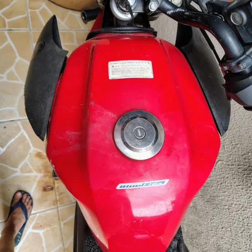 Moto em dias