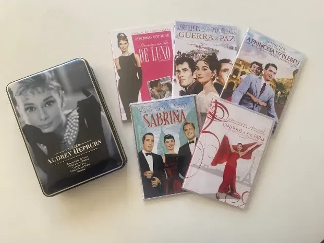 Boxset 5 DVDs Coleção Audrey Hepburn Caixa Metal Bonequinha Luxo Sabrina Cinderela Paris