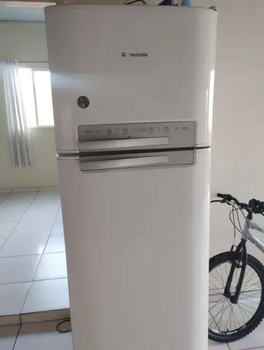 Vendo geladeira
