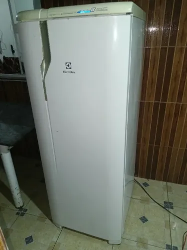 Geladeira Frost Free Electrolux