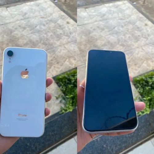 iPhone XR