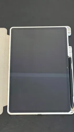 Samsung Galaxy Tab S8 5G - 256GB - Capa + S Pen + Película