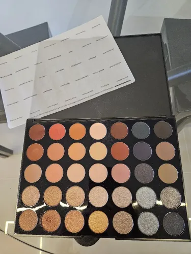Paleta de sombras MORPHE ORIGINAL 35 cores magic mirror praticamente sem uso