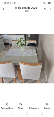 Mesa de jantar 4 cadeiras