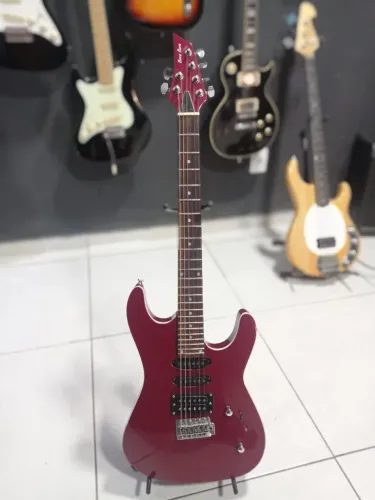 Guitarra SUPER STRATO