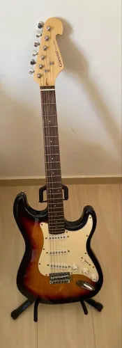 Guitarra Giannini + Amplificador Giannini G5+ - Excelente Estado