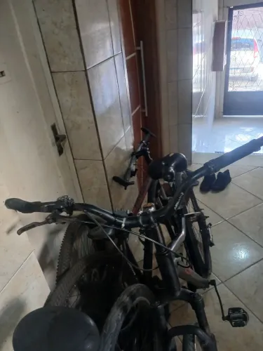 Vendo bike oggi 29 freio idraulico LEIA A DESCRIÇÃO