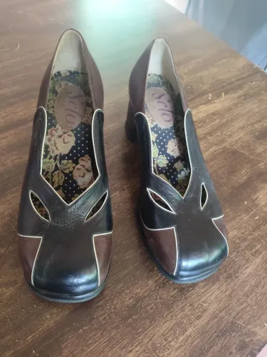 Sapato novo selo de controle número 38