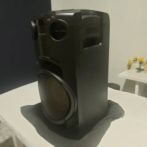 Caixa panasonic , com rádio Bluetooth entrada aux bateria