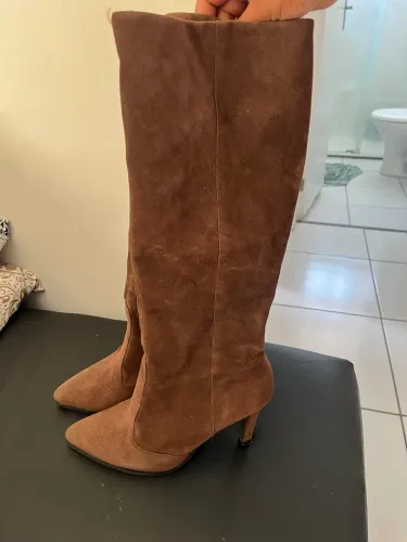 Bota cano longo feminina