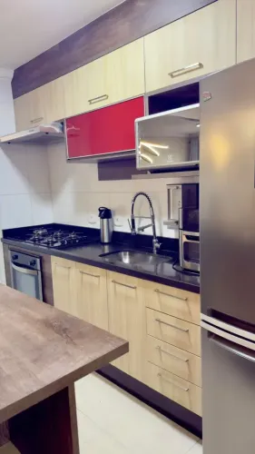 Apartamento 58m² 2 dorm 1 banheiro 1 vaga descoberta no condomínio Figueiras . Vila Fal