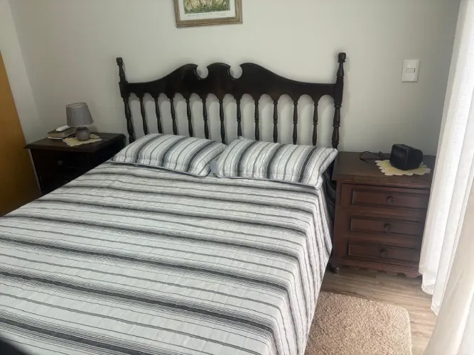 Cama de Casal Colonial