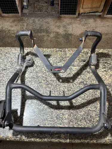 Protetor de carenagem Honda bros 150 e 160