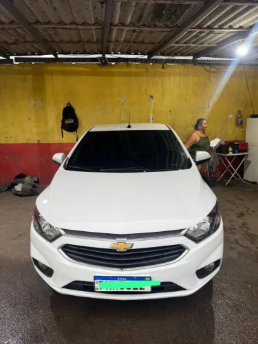 Chevrolet Onix Hatch LT 1.0 8V Flex Mec. 4P 2018