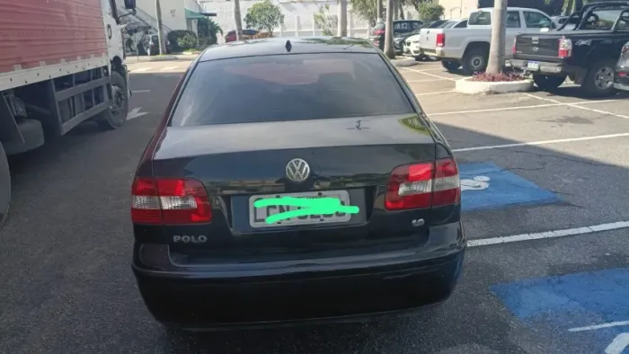 Volkswagen Polo Sedan 1.6 MI 101cv 8V 4P 2005