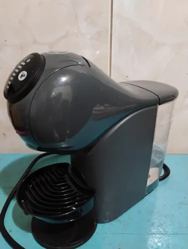 CAFETEIRA DOLCE GUSTO