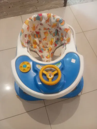 Andador infantil com 3 regulagem