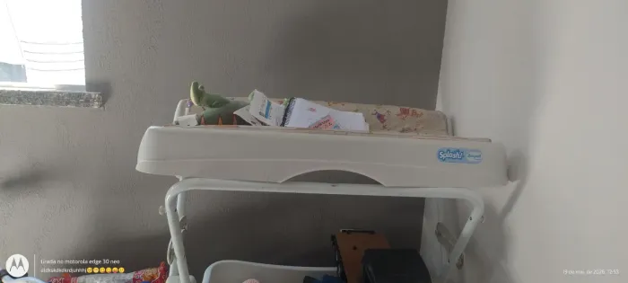 Vende se suporte de banheira com trocador