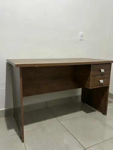 Vendo escrivaninha 