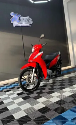Honda Biz 2022 Vermelha - Única Dona - 17.000 km (Impecável!)