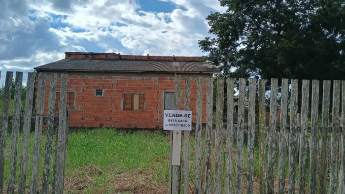 Vende-se Casa no Polo Benfica