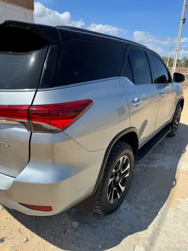 Hilux sw4 7 lugares 17-17 extra 