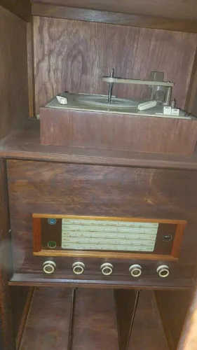 Radiola antiga