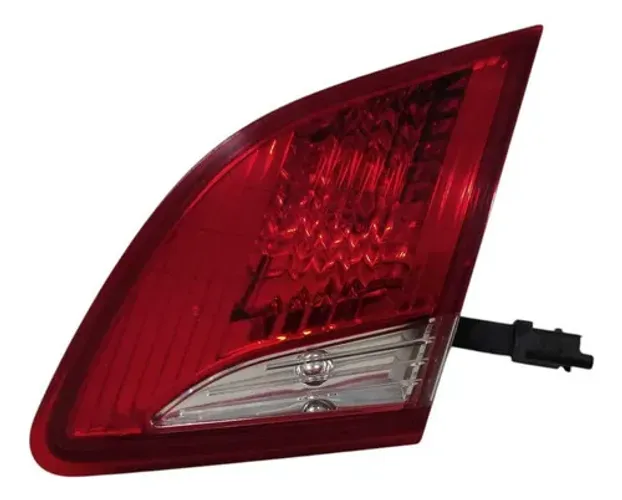 Lanterna Tampa Traseira Dir Peugeot 408 2013 Direito/passageiro Vermelho