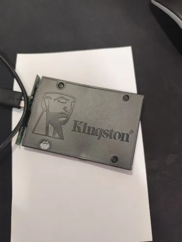 ssd 480gb a400 Kingston 0 hora de uso levemente amassado item: 0062026