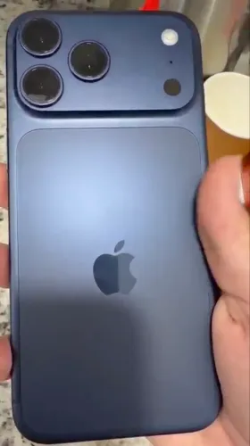 iPhone 17 pro max 