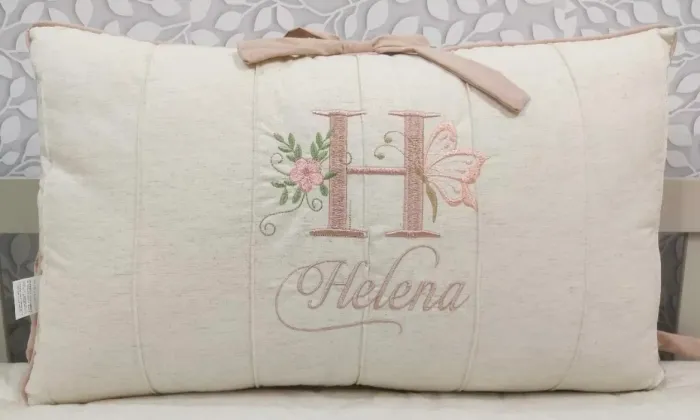 Kit de berço bordado 