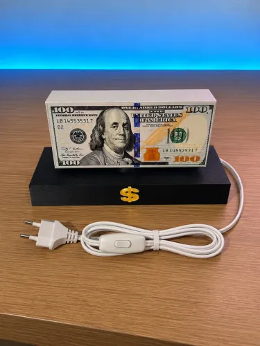 Luminária Abajur nota de 100 dólares