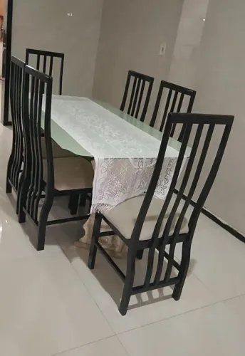 Vendo mesa de vidro 6 cadeiras