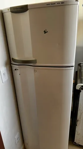 Fogão Dako 6 Bocas + Geladeira Electrolux - Ambos Funcionando Perfeitamente