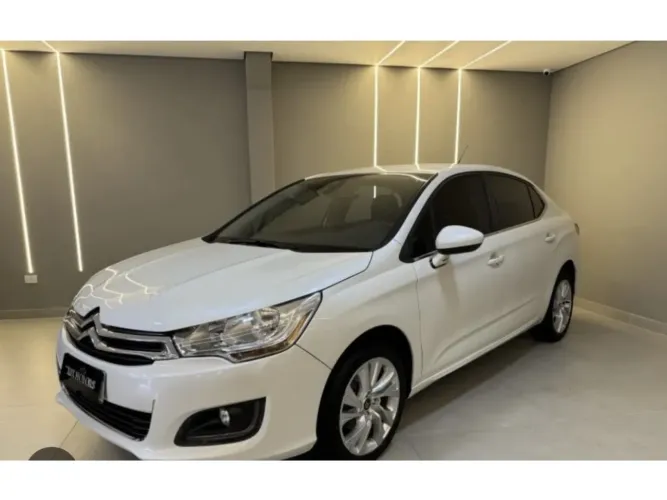 Citroen C4 Lounge Exclusive 1.6 Turbo Flex Aut. 2015